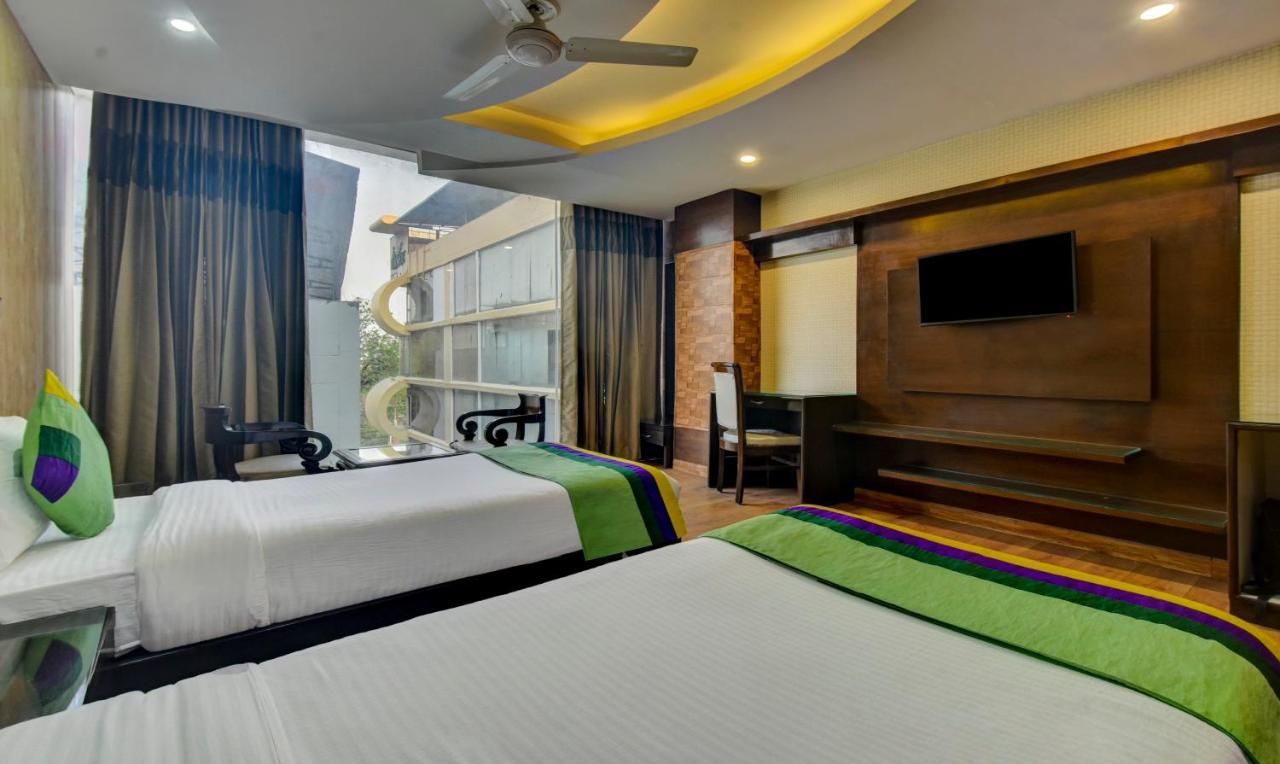 Treebo Elysee, Patel Nagar Dehradun Exterior foto